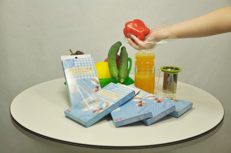 PE glove in paper box(100pcs)